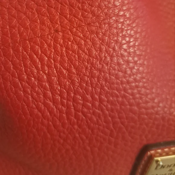 EUC Dooney & Bourke Red Leather Women's Bag